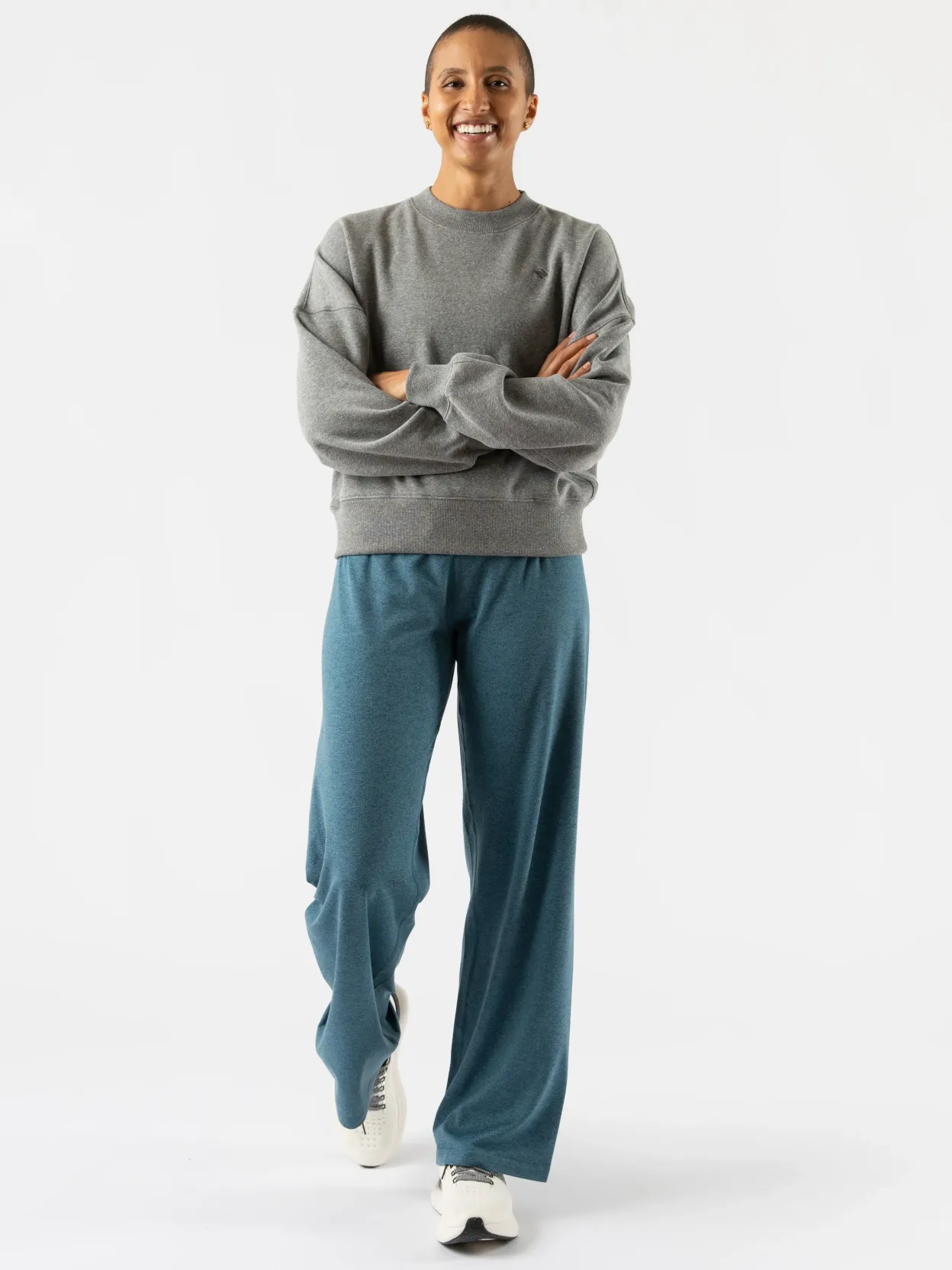 Fashion Crew Women Long Sleeves|Sweatshirts & Jackets