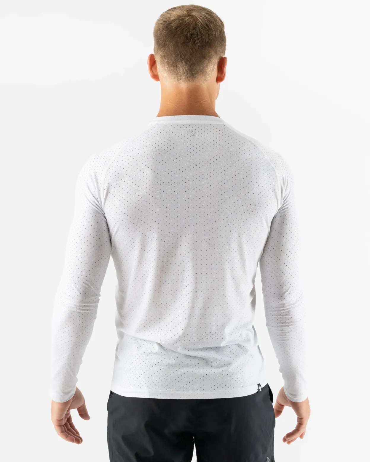 Fashion EZ Tee Perf ICE LS Long Sleeves