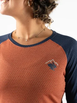 Best EZ Tee Perf LS Women Long Sleeves