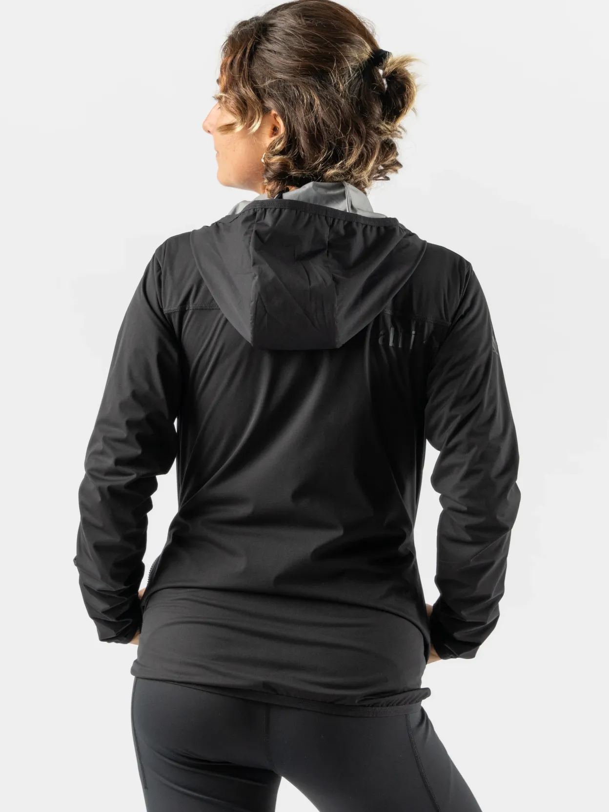 Discount Swish 2.0 Women Sweatshirts & Jackets